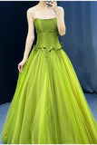Green ??Fairytale Tulle Ball Dress for Wedding & Birthday - Strapless A-line Evening Dress HZ1108