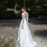 V-Neck Long Sleeves Lace Appliques Wedding Dress 2023 Boho White Satin Sweep Train Backless Bridal Gown With Bow Belt