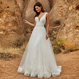 In 1 Wedding Jumpsuit With Detachable Skirt Two Pieces Bridal Dresses Pants Suit For Women Lace Tulle V-Neck Sweep Train
