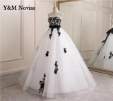 RED Blacck Vestido De Gowns Lace Back Embroider Appliques Starpless Wedding Dress Short Sleeves