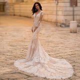 Appliques Cathedral Train Mermaid Wedding Dresses 2023 V-Neck Button Back Tulle Bridal Gown Gorgeous Свадебное Nлатье