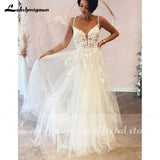 Straps Beach Lace Wedding Dresses Appliques Lace A-Line White Bride Dress Princess Wedding Gown Backless Robe de marie